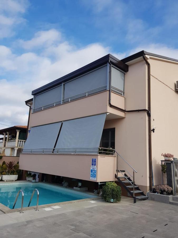 Villa Slavica Porec Esterno foto