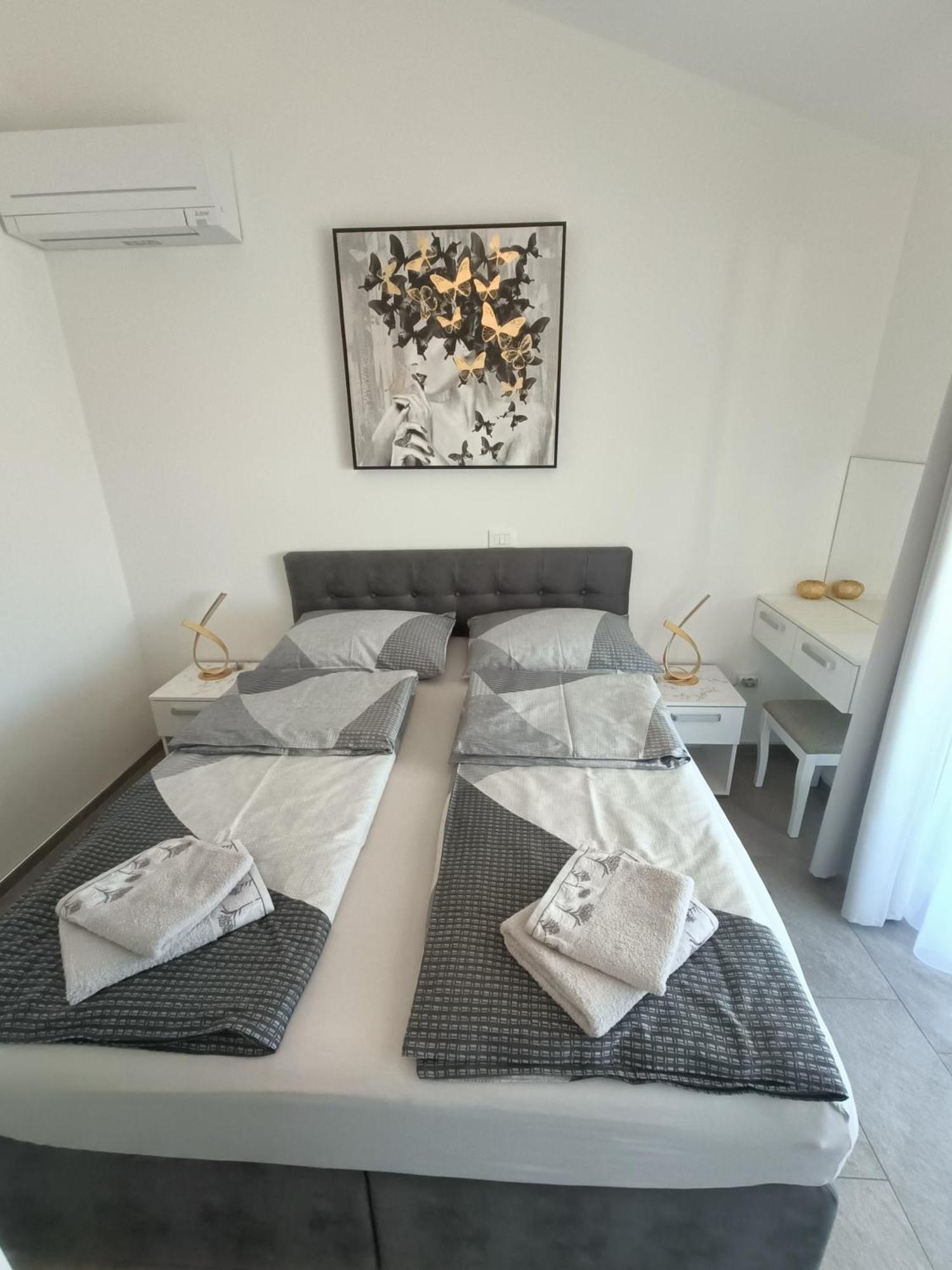 Villa Slavica Porec Esterno foto
