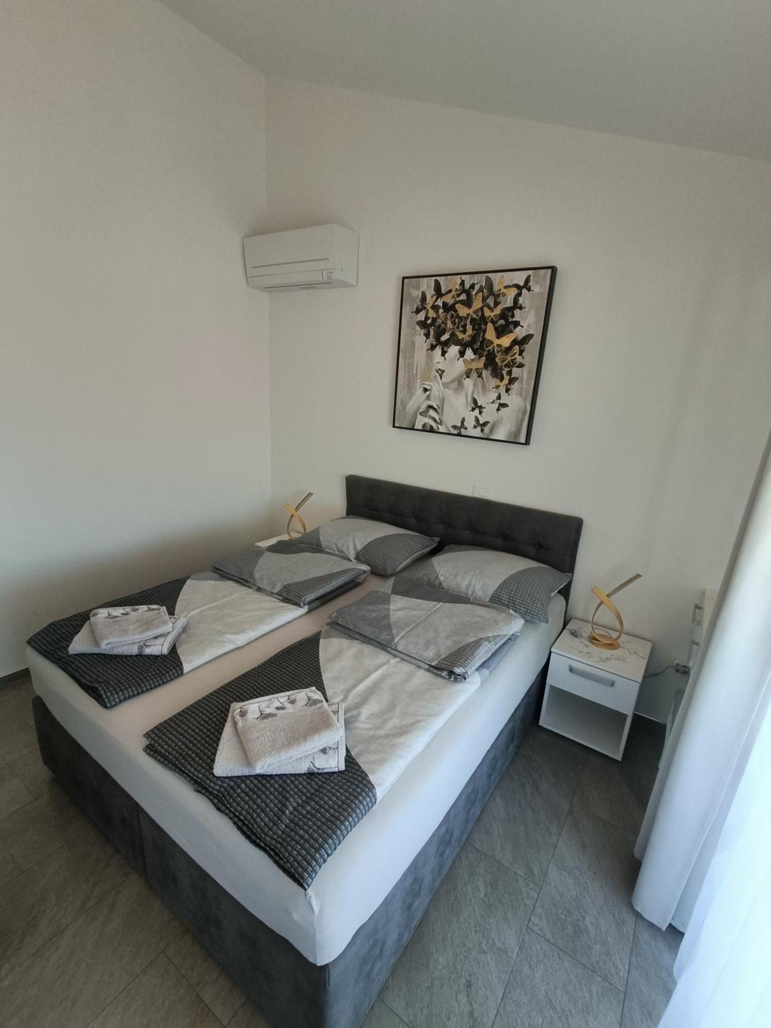 Villa Slavica Porec Esterno foto